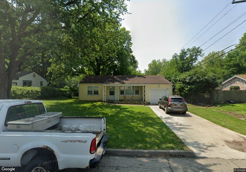 1671 SW 22nd St, Topeka, KS 66611 - photo 1