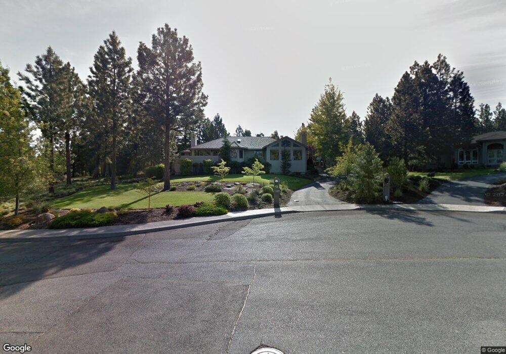 3024 NW Lawrence Ct, Bend, OR 97701 - photo 1