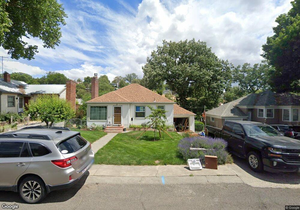 642 NW 8th St, Pendleton, OR 97801 - photo 1