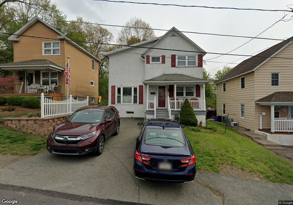 816 Henry St, Archbald, PA 18403 - photo 1