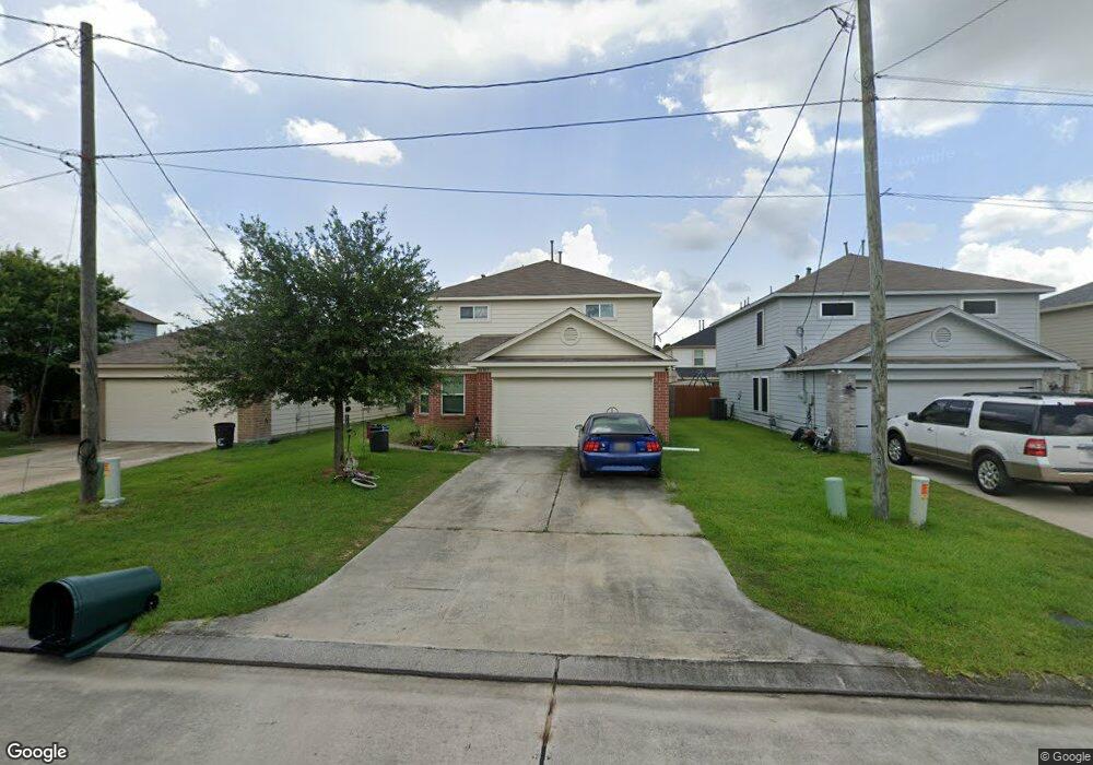 16767 N Blue Jay Dr, Conroe, TX 77385 - photo 1