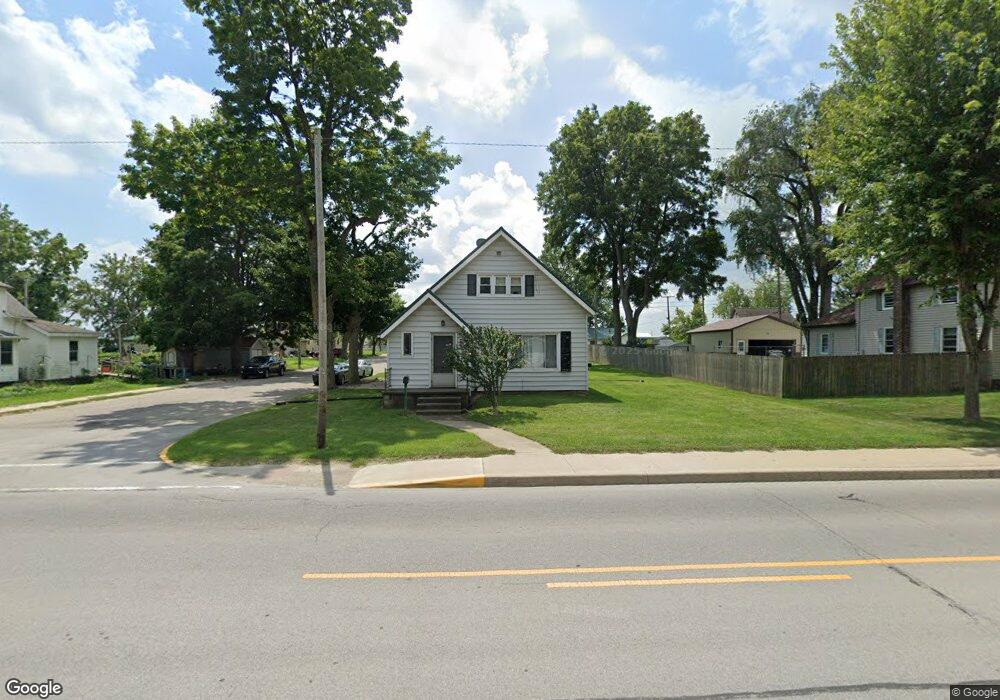 905 E Market St, Nappanee, IN 46550 - photo 1