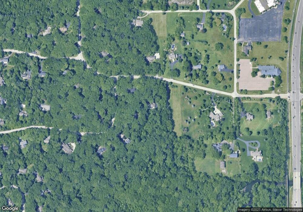 37W305 Crane Rd, Saint Charles, IL 60175 - photo 1