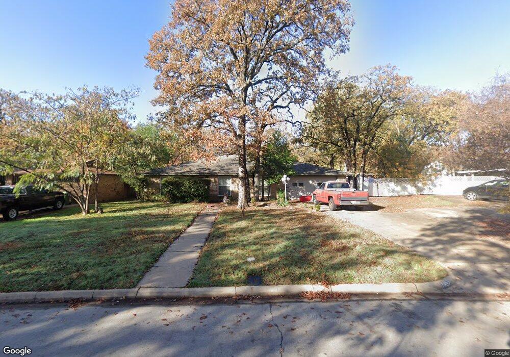 1037 Keith Dr, Hurst, TX 76053 - photo 1