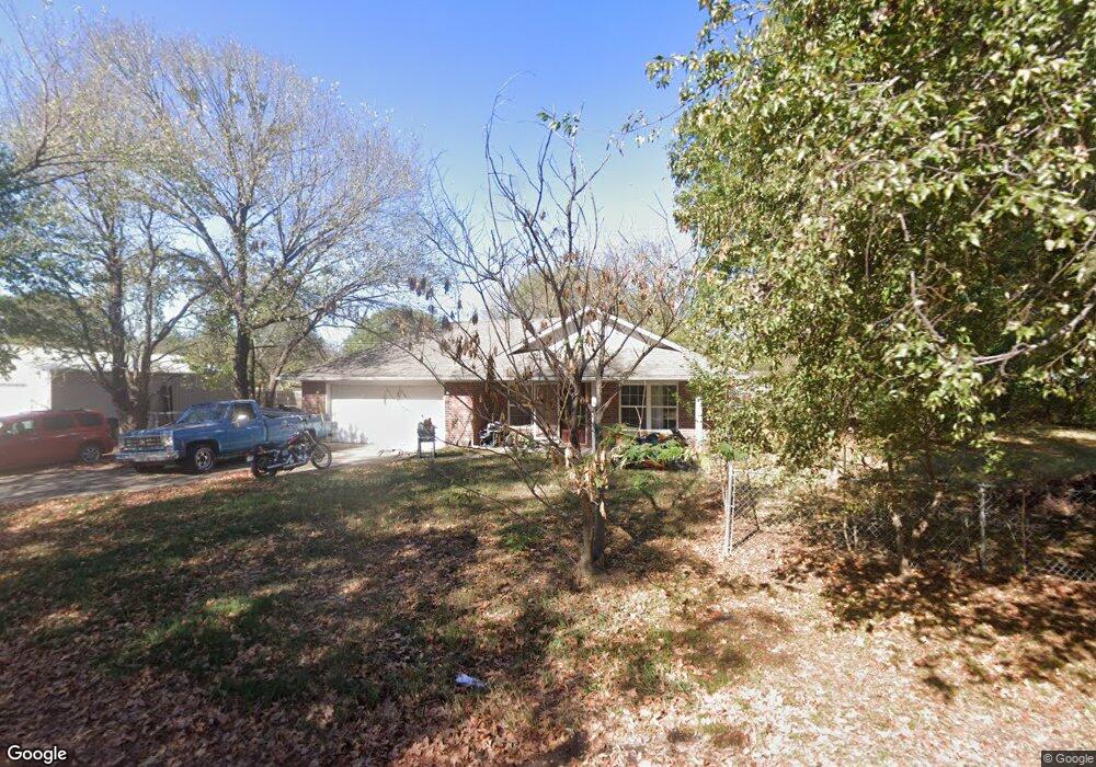 813 W 12th St, Okmulgee, OK 74447 - photo 1