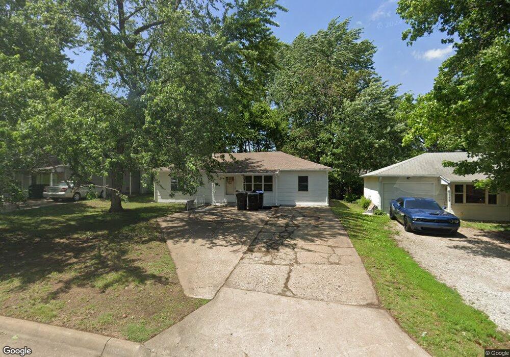 3515 SW Kerry Ave, Topeka, KS 66611 - photo 1