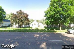 134 S Main St, Holstein, IA 51025