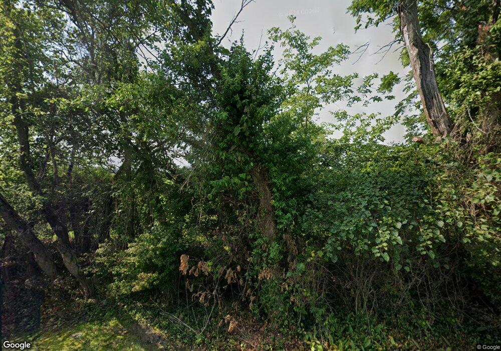 1527 W 900 N, Fountaintown, IN 46130 - photo 1