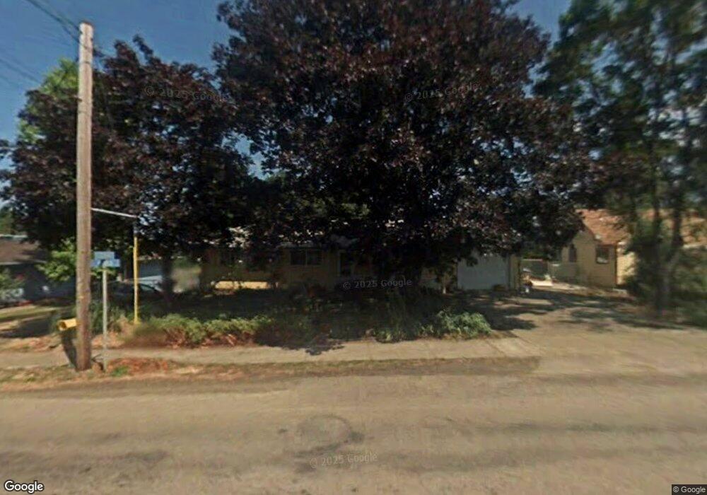 653 W Main St, Carlton, OR 97111 - photo 1