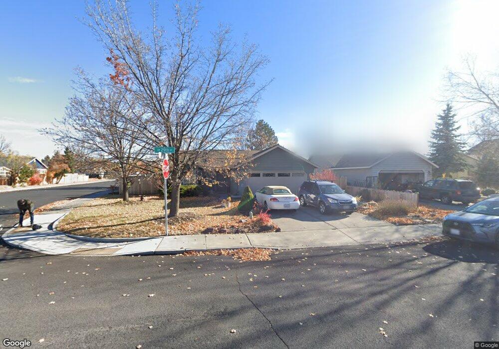 2114 SW 29th St, Redmond, OR 97756 - photo 1