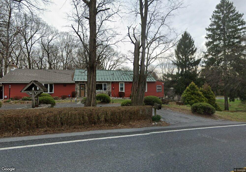 1456 Cross Keys Rd, Reading, PA 19605 - photo 1