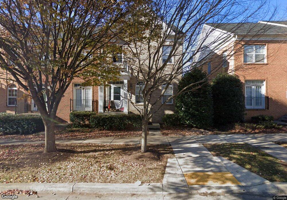 612 Cedar Spring St, Gaithersburg, MD 20877 - photo 1