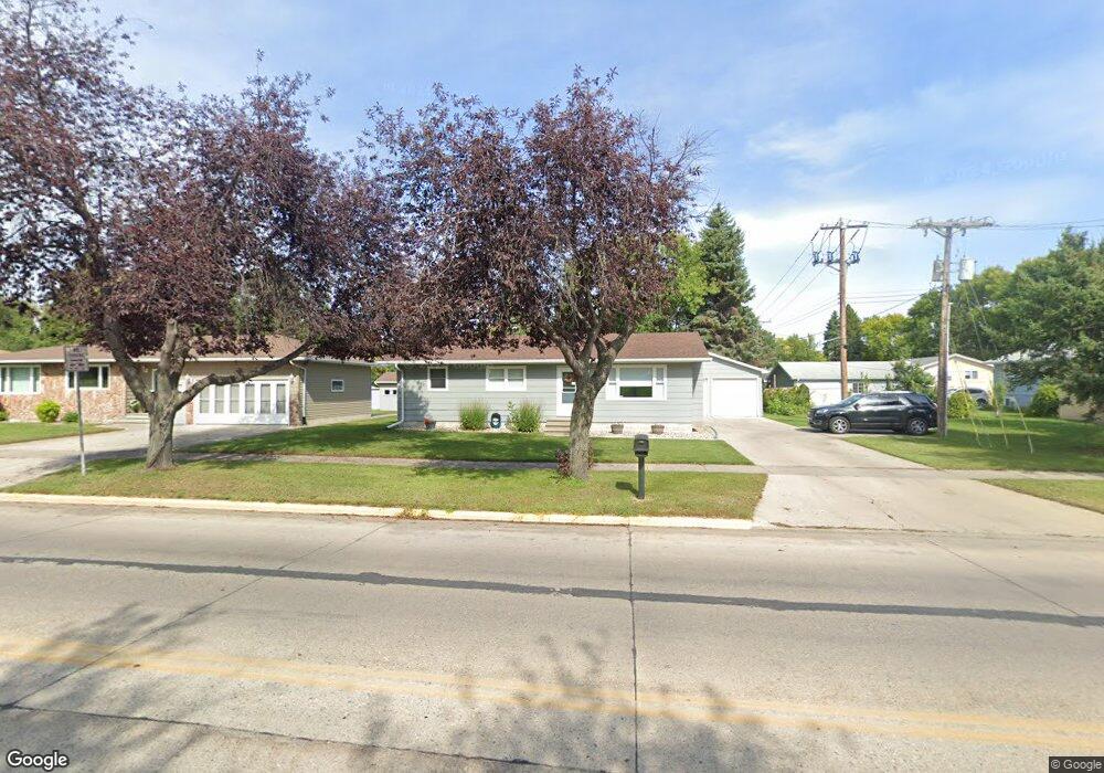 2014 24th Ave S, Grand Forks, ND 58201 - photo 1