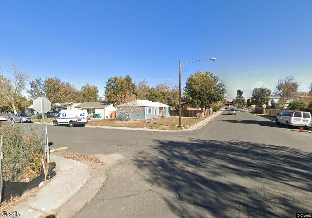 1307 Alton St, Aurora, CO 80010 - photo 1