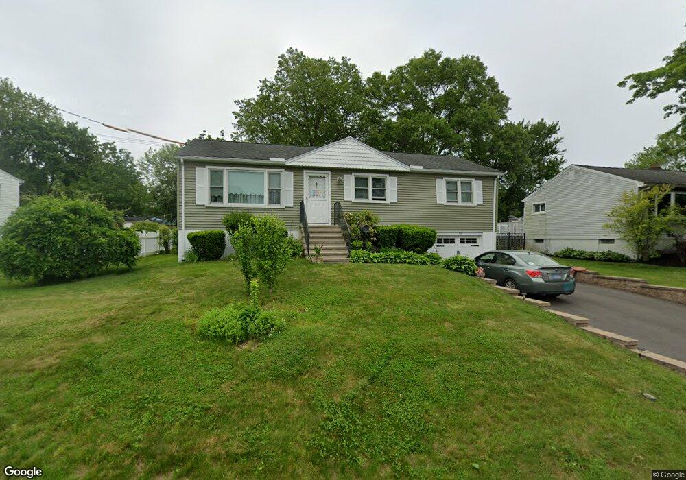 110 Kaye Rd, West Haven, CT 06516 - photo 1
