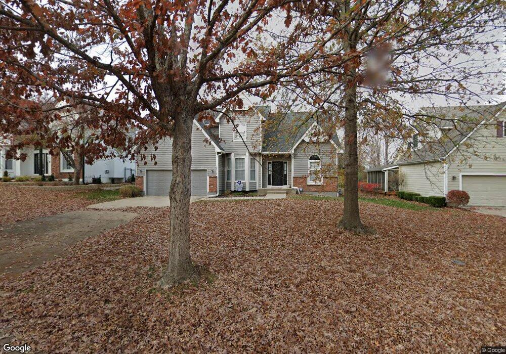 22710 W 49th St, Shawnee, KS 66226 - photo 1