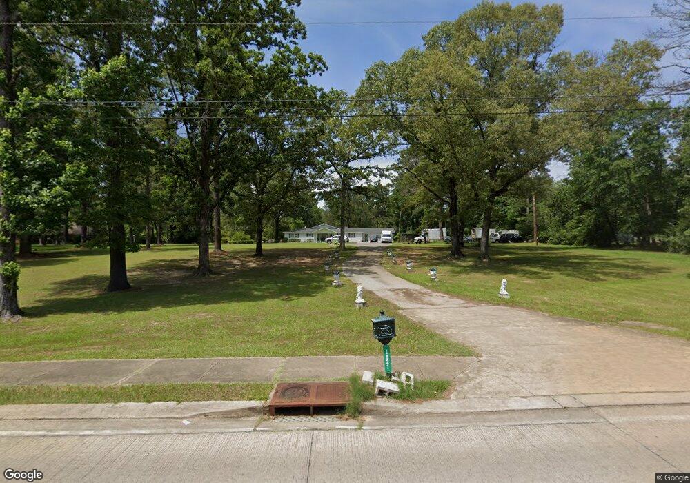 1921 Susek Dr, Pineville, LA 71360 - photo 1
