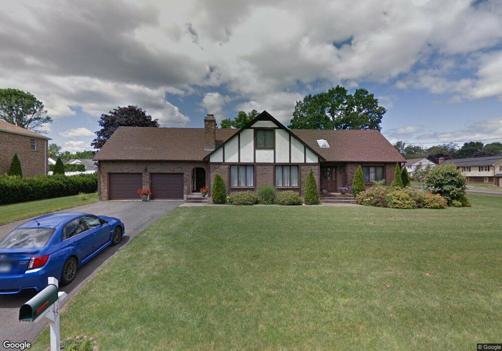 5 Bay Roc Rd, Wethersfield, CT 06109 - photo 1