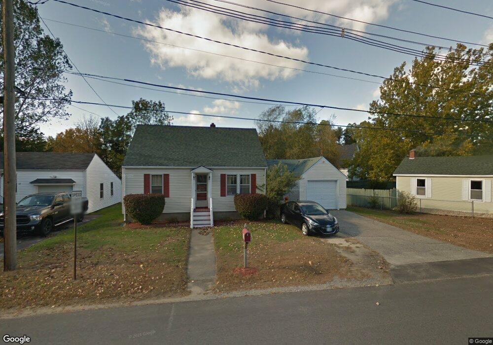 117 Maple St, Somersworth, NH 03878 - photo 1