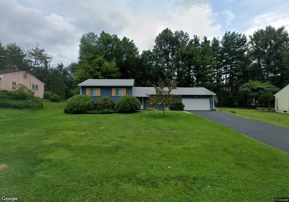 5 Latimer Ln, Bloomfield, CT 06002 - photo 1