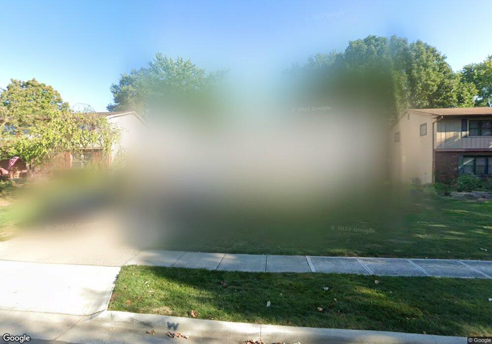 1778 Balsamridge Rd, Columbus, OH 43229 - photo 1