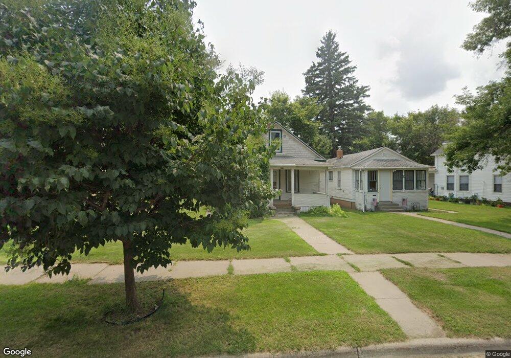 453 2nd St SW, Jamestown, ND 58401 - photo 1