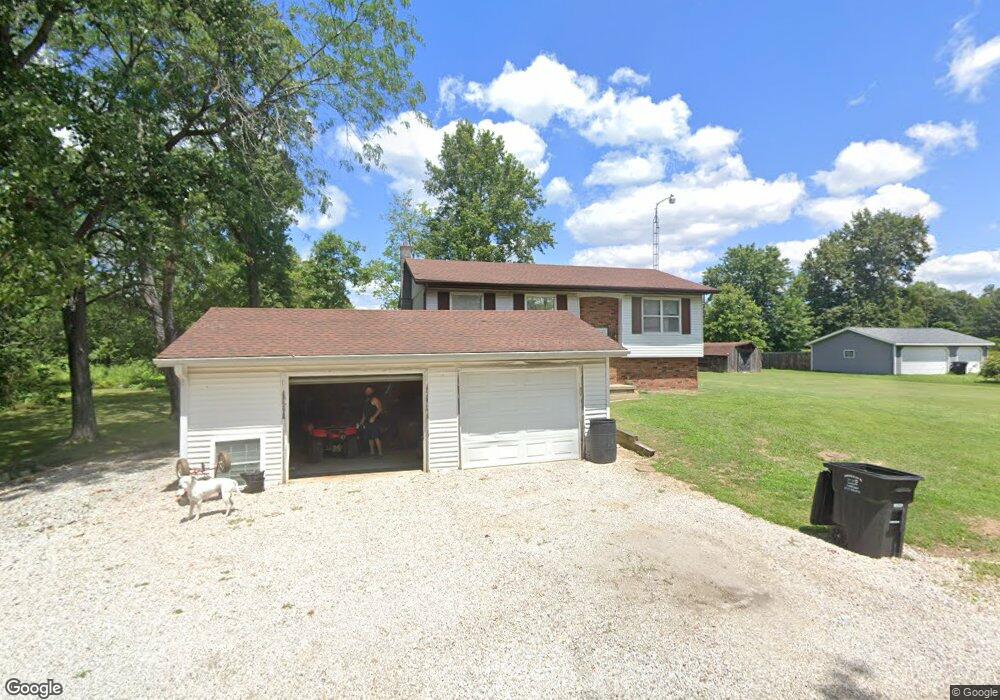 10132 E Heritage Dr, Effingham, IL 62401 - photo 1