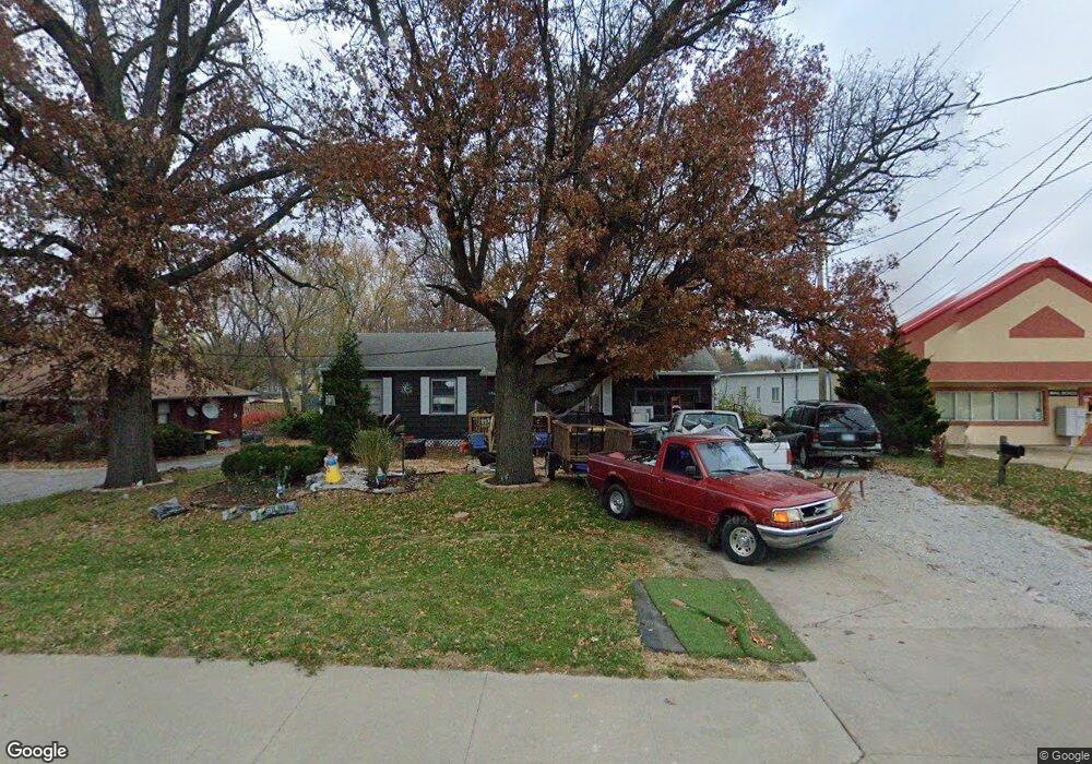 606 N Main St, Lansing, KS 66043 - photo 1