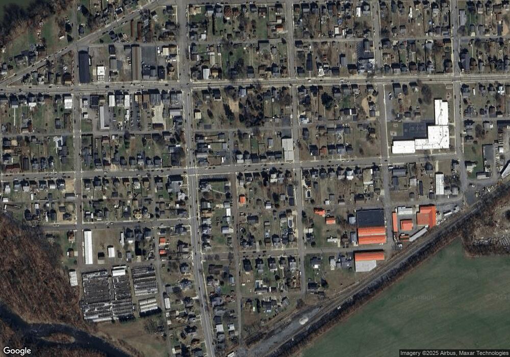 524 E 4th St, Nescopeck, PA 18635 - photo 1