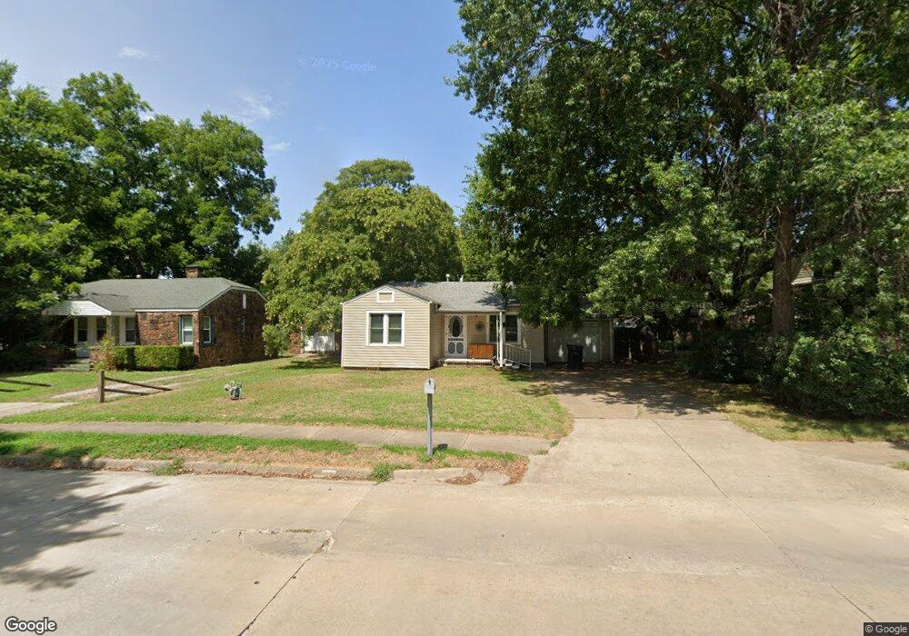 517 N Florence Ave, Claremore, OK 74017 - photo 1