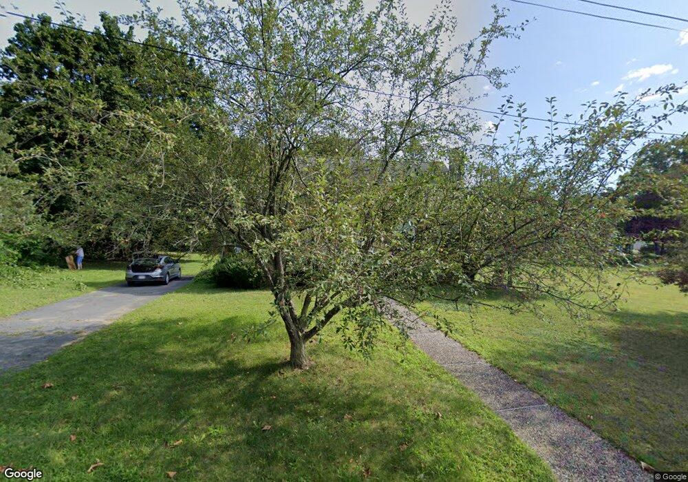 4 Mae Rd, Bedford, MA 01730 - photo 1