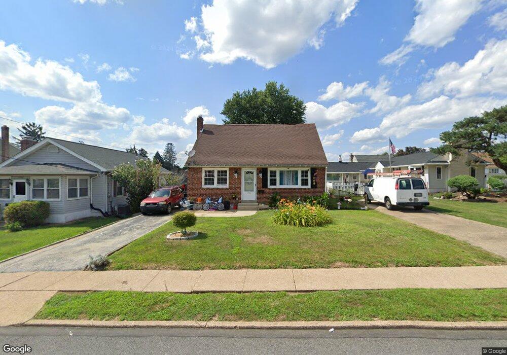1221 Vauclain Ave, Woodlyn, PA 19094 - photo 1