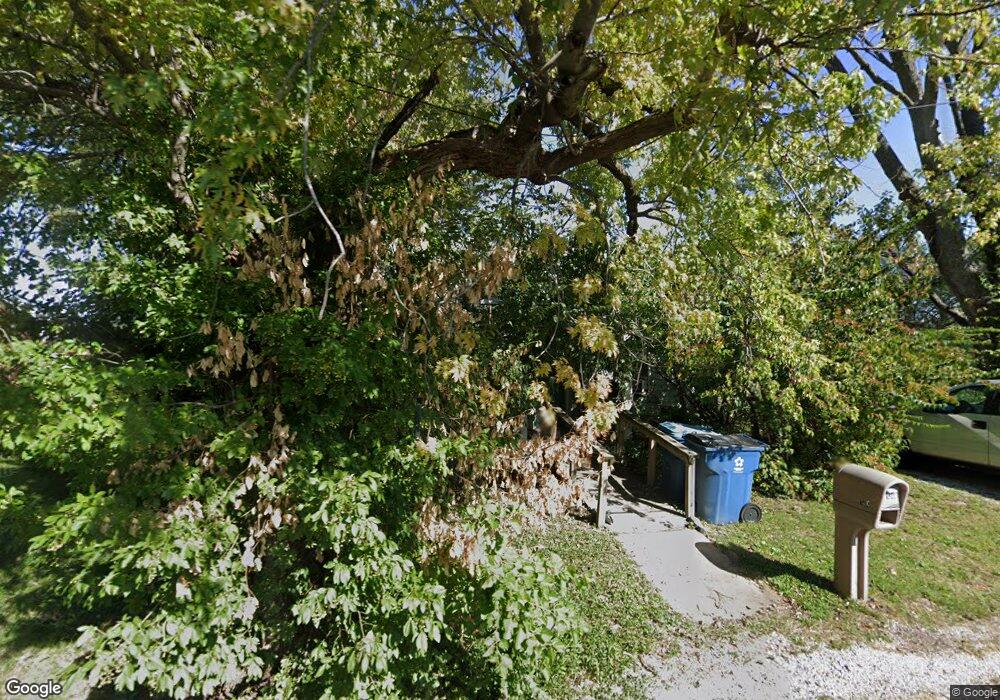 130 W Perry St, Maryville, IL 62062 - photo 1