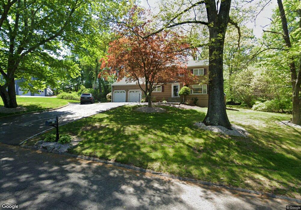 21 Jamestown Rd, Trumbull, CT 06611 - photo 1