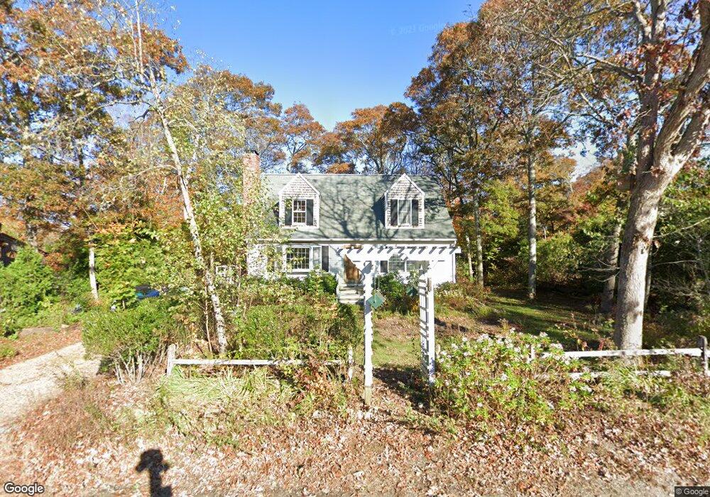 92 Lantern Ln, Vineyard Haven, MA 02568 - photo 1