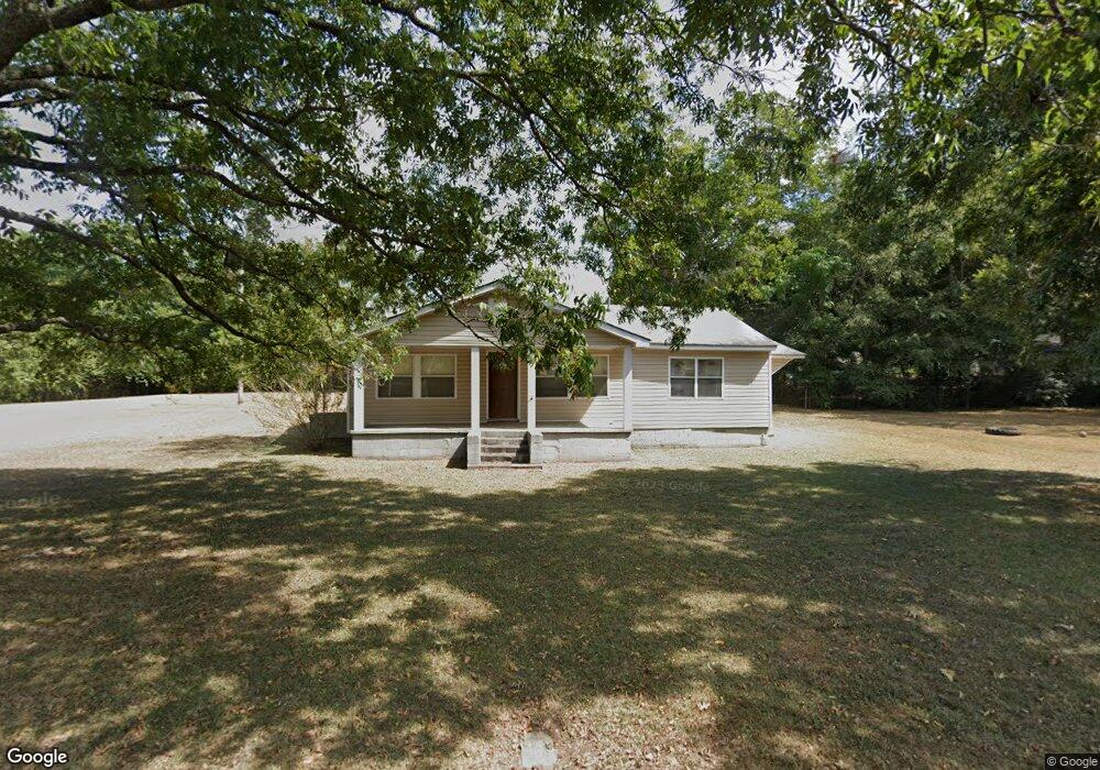 109 Johnson St, Barnesville, GA 30204 - photo 1
