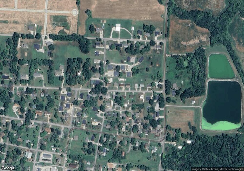 209 E Proctor St, Sturgeon, MO 65284 - photo 1