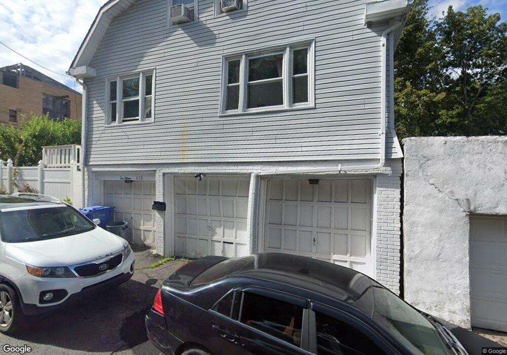 615 W 6th St, Hazleton, PA 18201 - photo 1