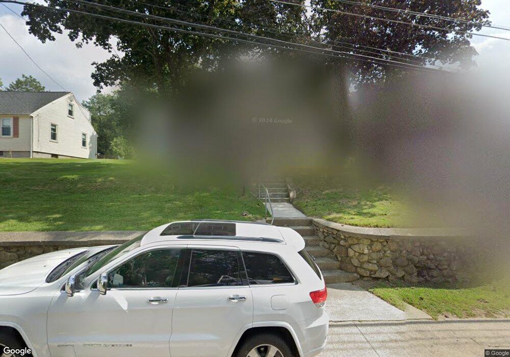 236 Washington St, Franklin, MA 02038 - photo 1