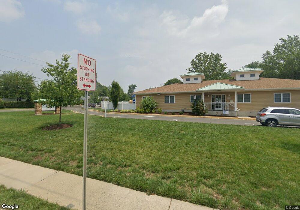 1640 Pennington Rd, Ewing, NJ 08618 - photo 1