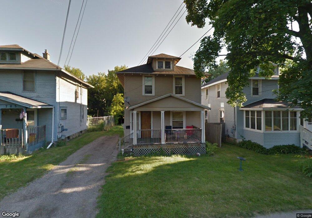 707 Beulah St, Lansing, MI 48910 - photo 1