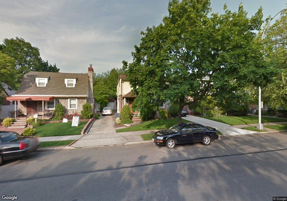 7319 188th St, Fresh Meadows, NY 11366 - photo 1