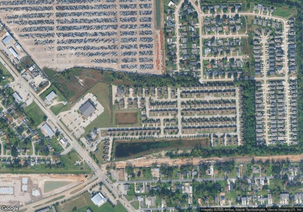 227 Lifeway Ln, Houston, TX 77088 - photo 1