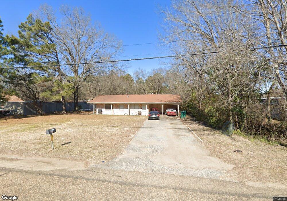 2602 S Lake Dr, Texarkana, TX 75501 - photo 1