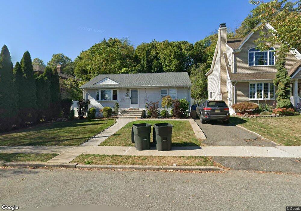 527 Farnham Ave, Lodi, NJ 07644 - photo 1