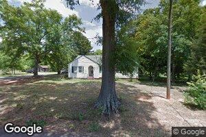 8 Beulah St, Due West, SC 29639