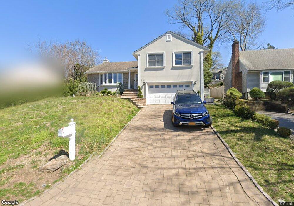 268 Bayview Ave, Manhasset, NY 11030 - photo 1