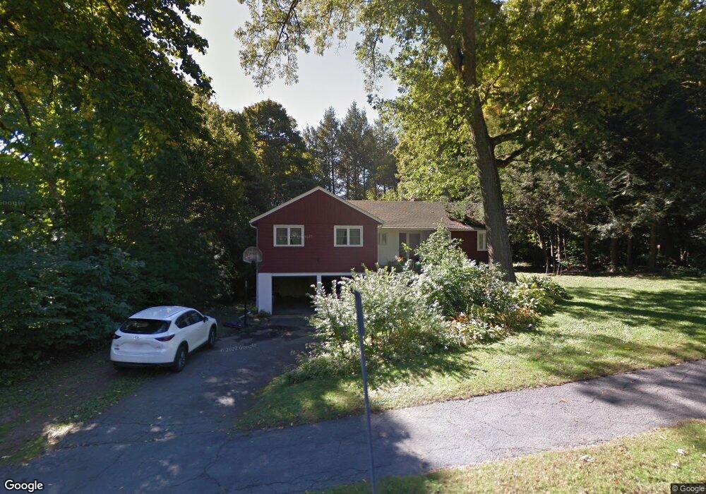 83 Spring St, Amherst, MA 01002 - photo 1