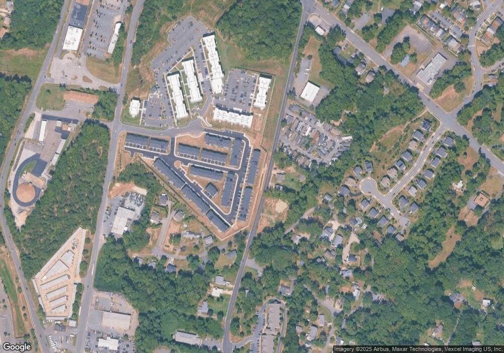 18235 Summit Pointe Dr, Triangle, VA 22172 - photo 1