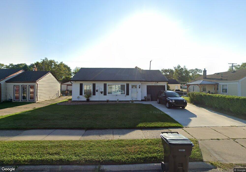 26710 Clancy St, Roseville, MI 48066 - photo 1